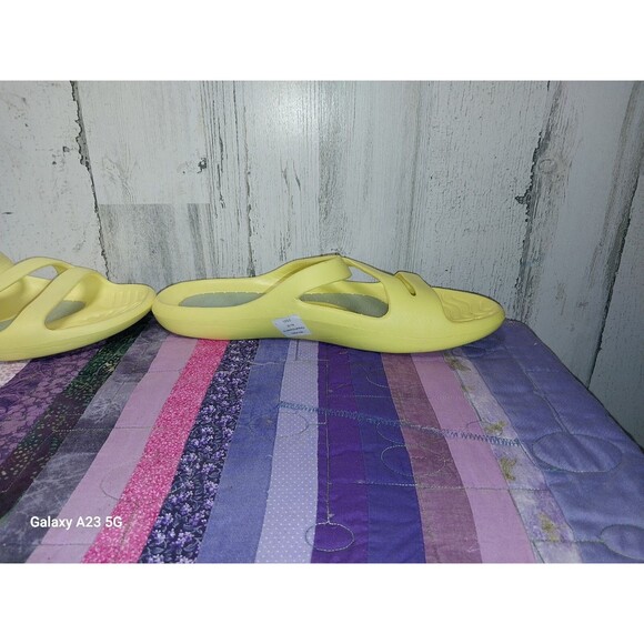 Tony Little Cheeks Health Slide with Gel Footbed Color Yellow Size 11 - Picture 4 of 8